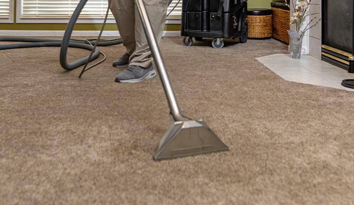 floor and carpet cleaning with equipment