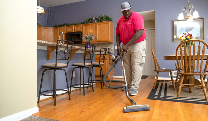 Professional cleaning wood floor