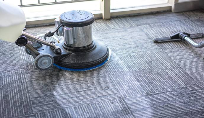 Carpet cleaning equipment