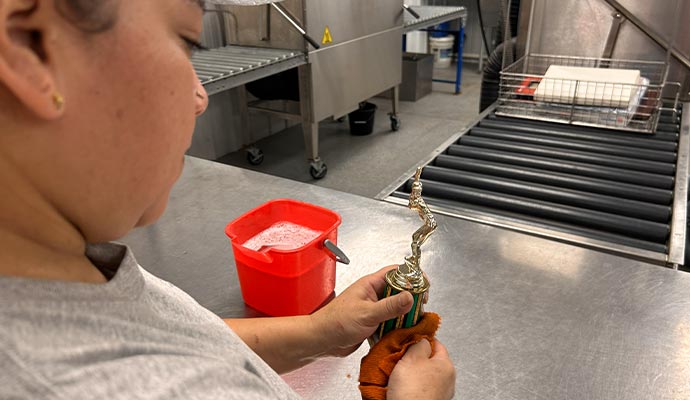 Contents restoration service