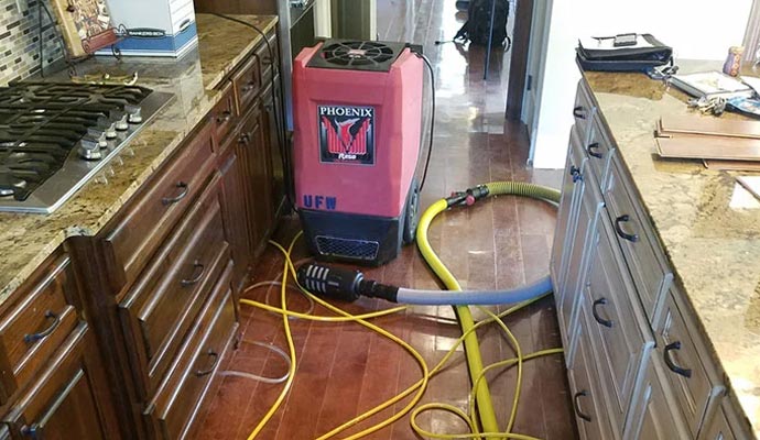 Kitchen dehumidification phoenix unit